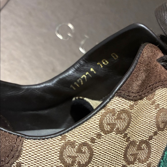 Authentic used Gucci Beige and Brown Men's Shoes. - Picture 12 of 14